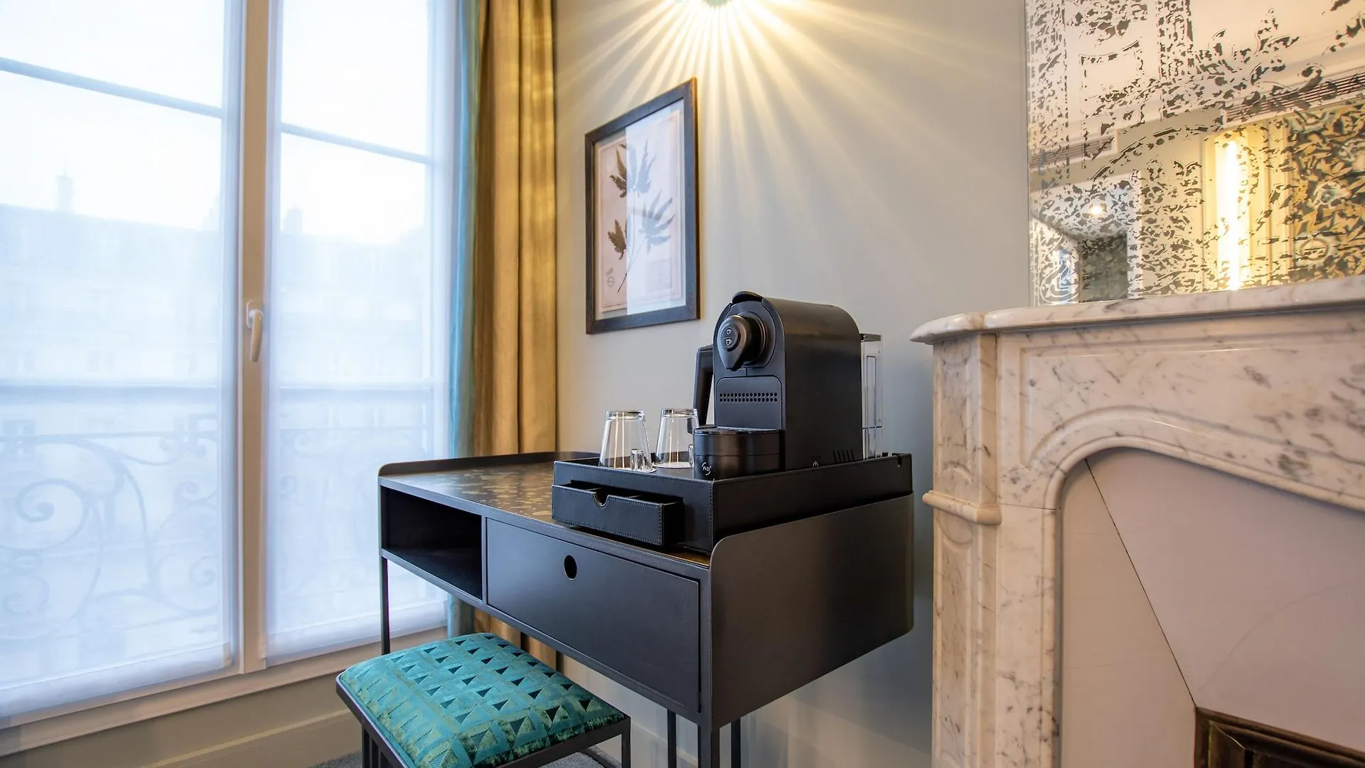 Elsa, Hotel